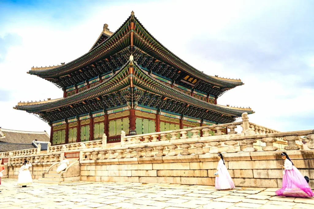 Best eSIM for South Korea 2026 at Gyeongbokgung Palace in Seoul with traditional hanbok